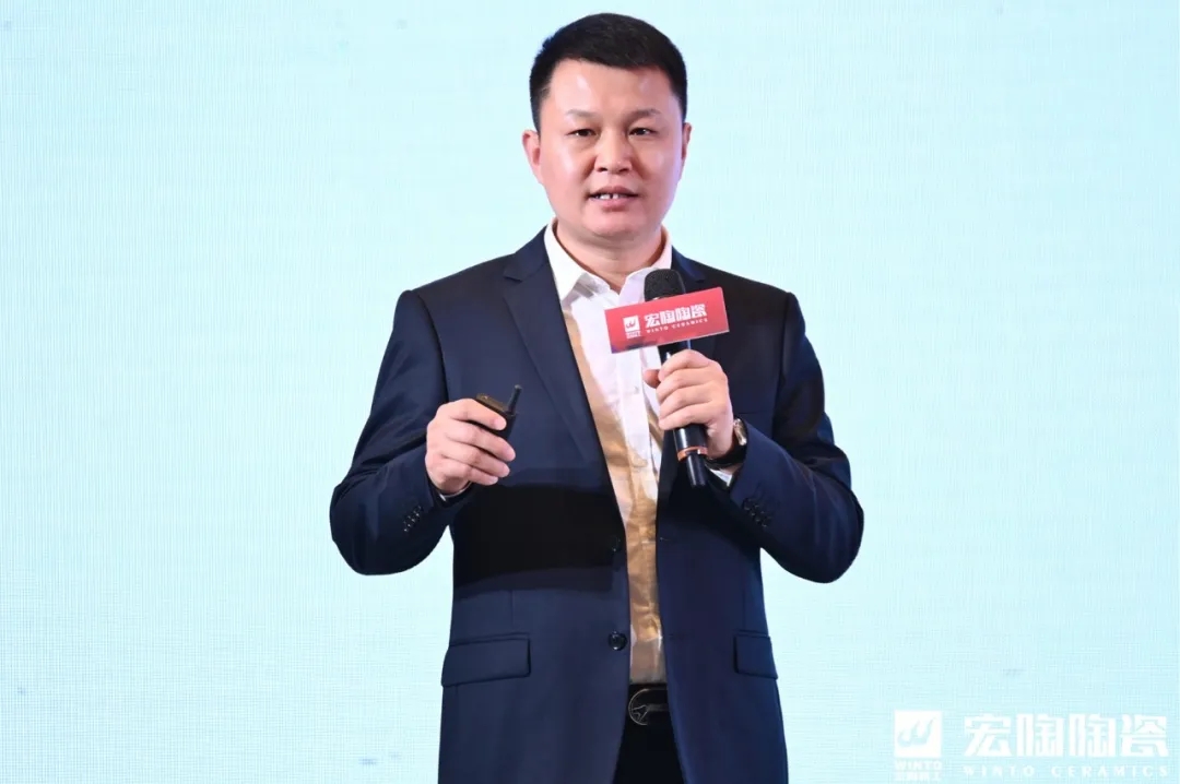 ag亚娱集团品牌总司理曹坚贞